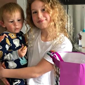 Meet your Posher, Laurie